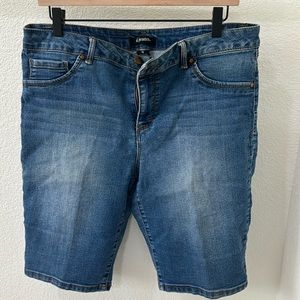 D. jeans Bermuda shorts.